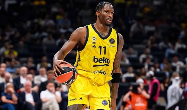 太阳队签下欧洲顶尖大前锋，是否会给他充足出场时间？