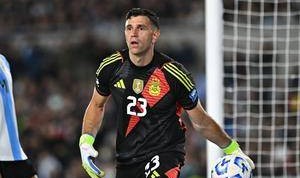 英媒：阿斯顿维拉同意阿根廷国门大马丁加盟曼联