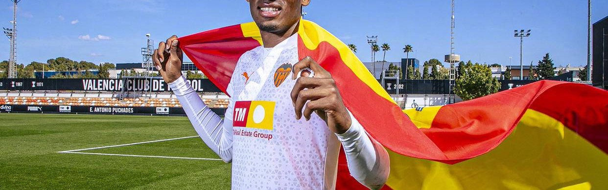 21岁西甲最强后卫加盟，阿森纳防线再添利器